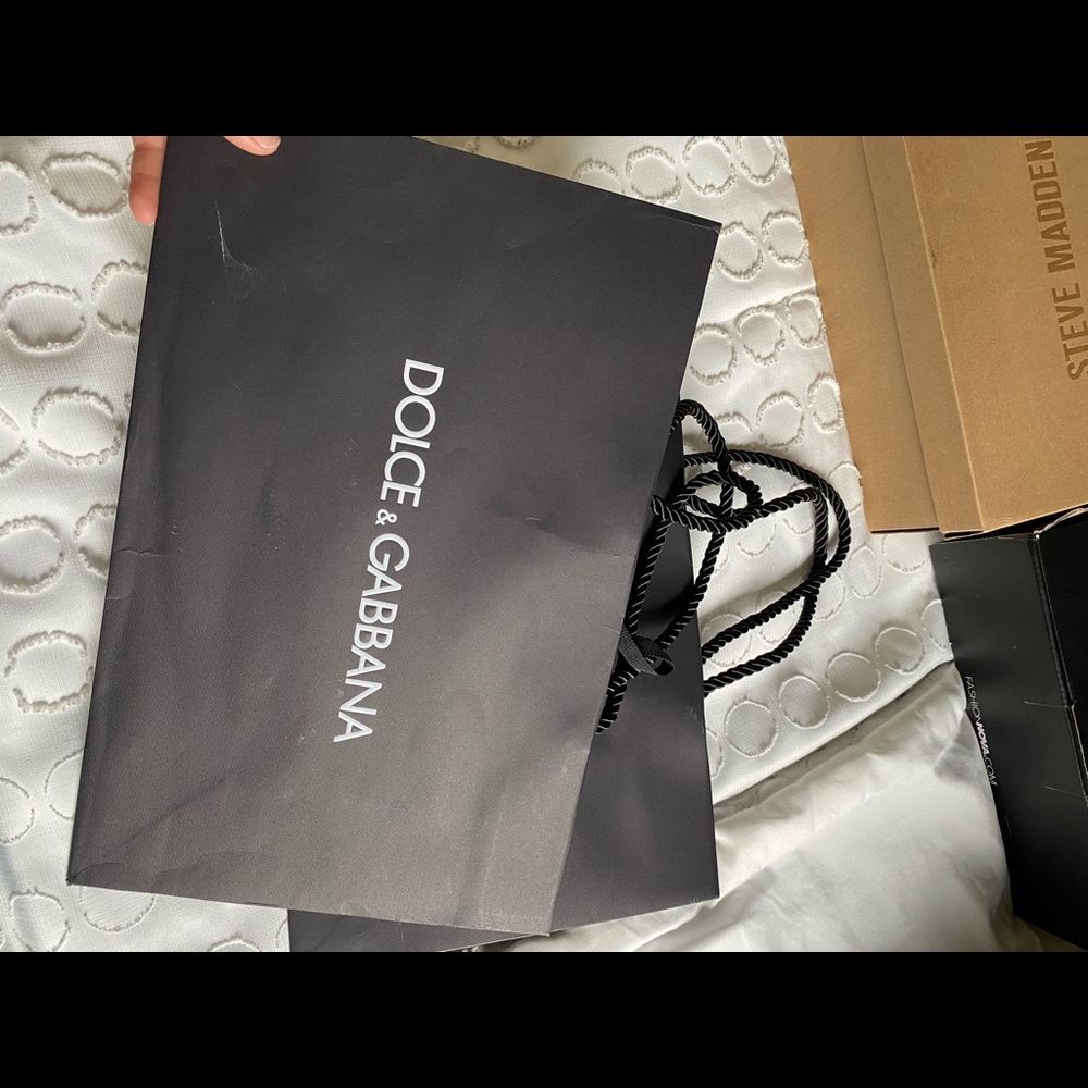DOLCE & GABANA shopping bags